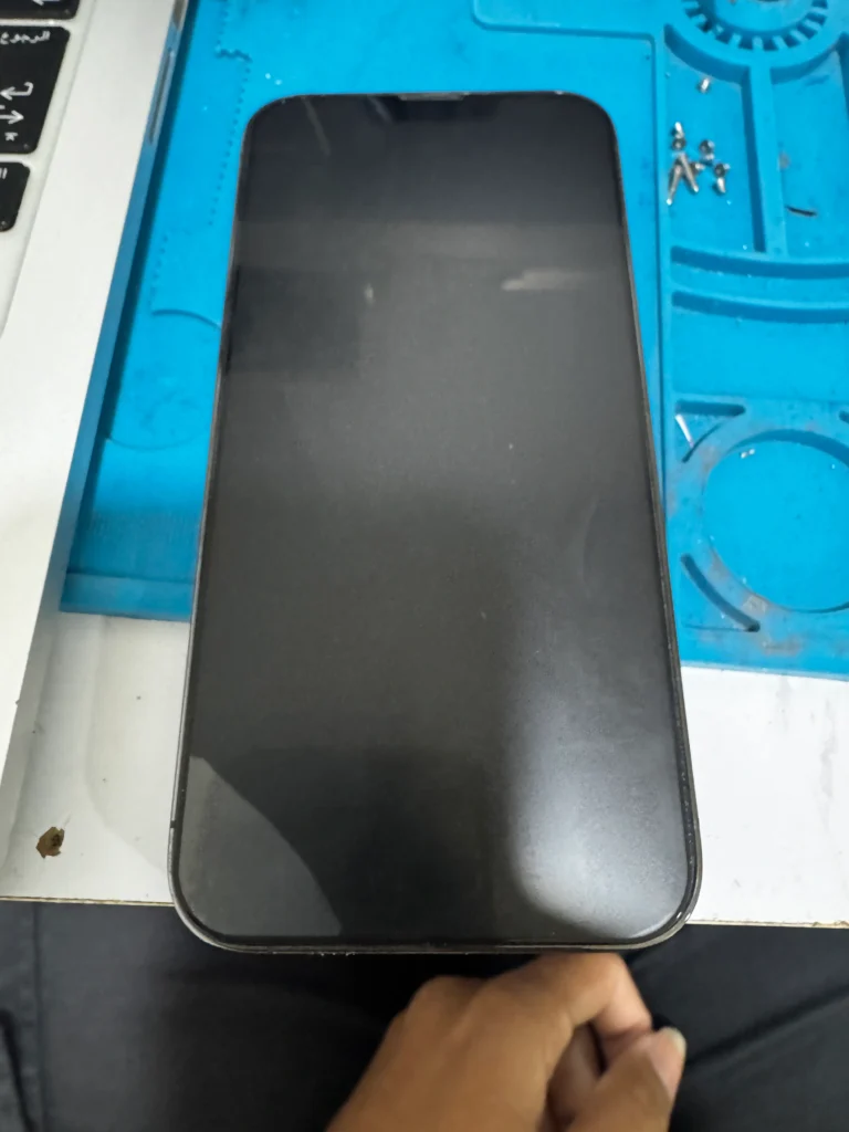 iphone display replacement